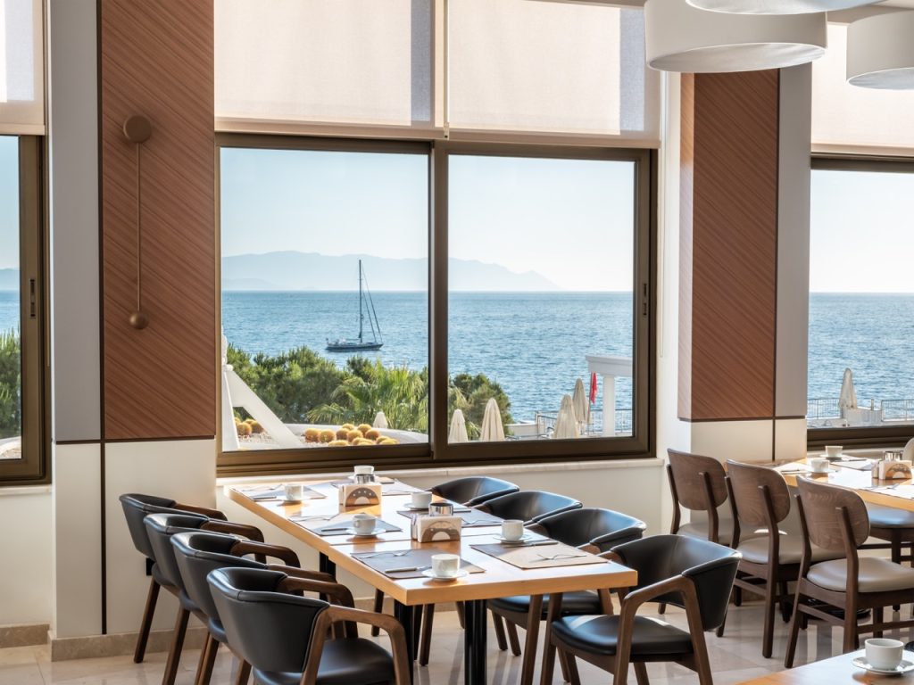 korumar-deluxe-hotel-orient-restaurant-1